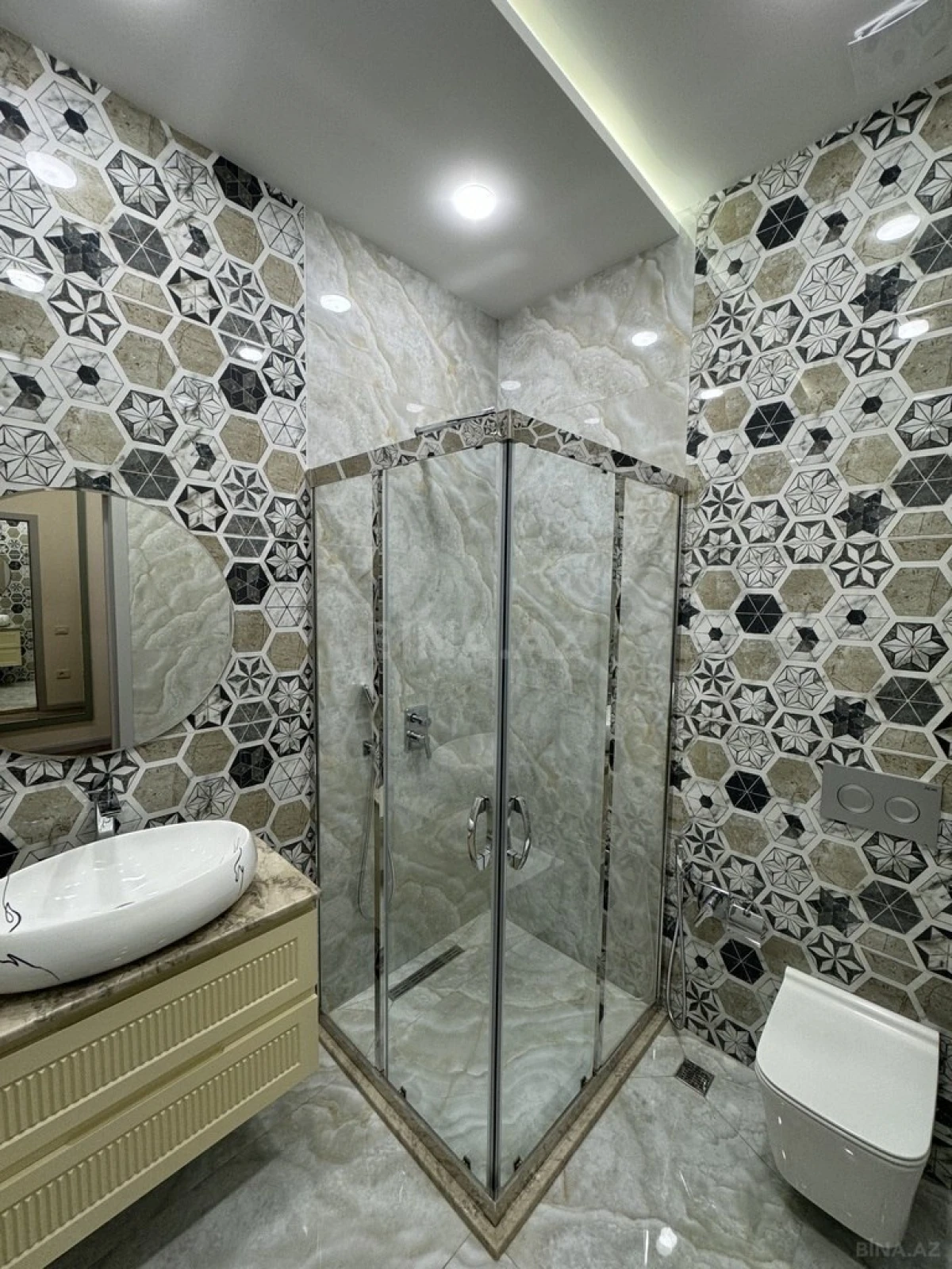 Satılır 4 otaqlı həyət evi 160 m²