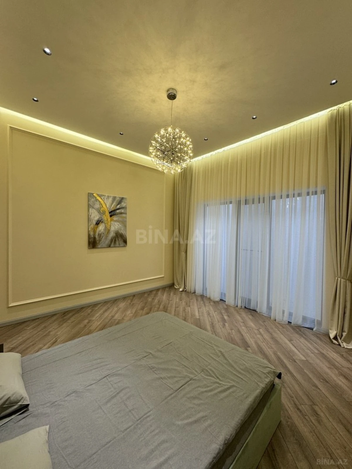 Satılır 4 otaqlı həyət evi 160 m²