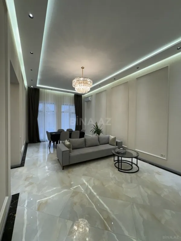 Satılır 4 otaqlı həyət evi 160 m²