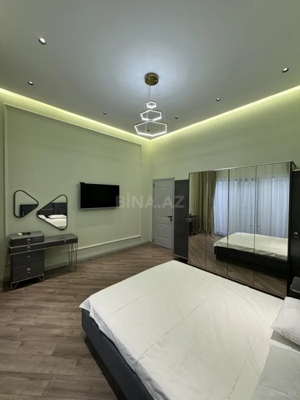 Satılır 4 otaqlı həyət evi 160 m²