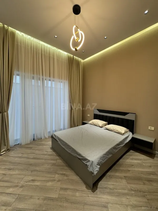 Satılır 4 otaqlı həyət evi 160 m²