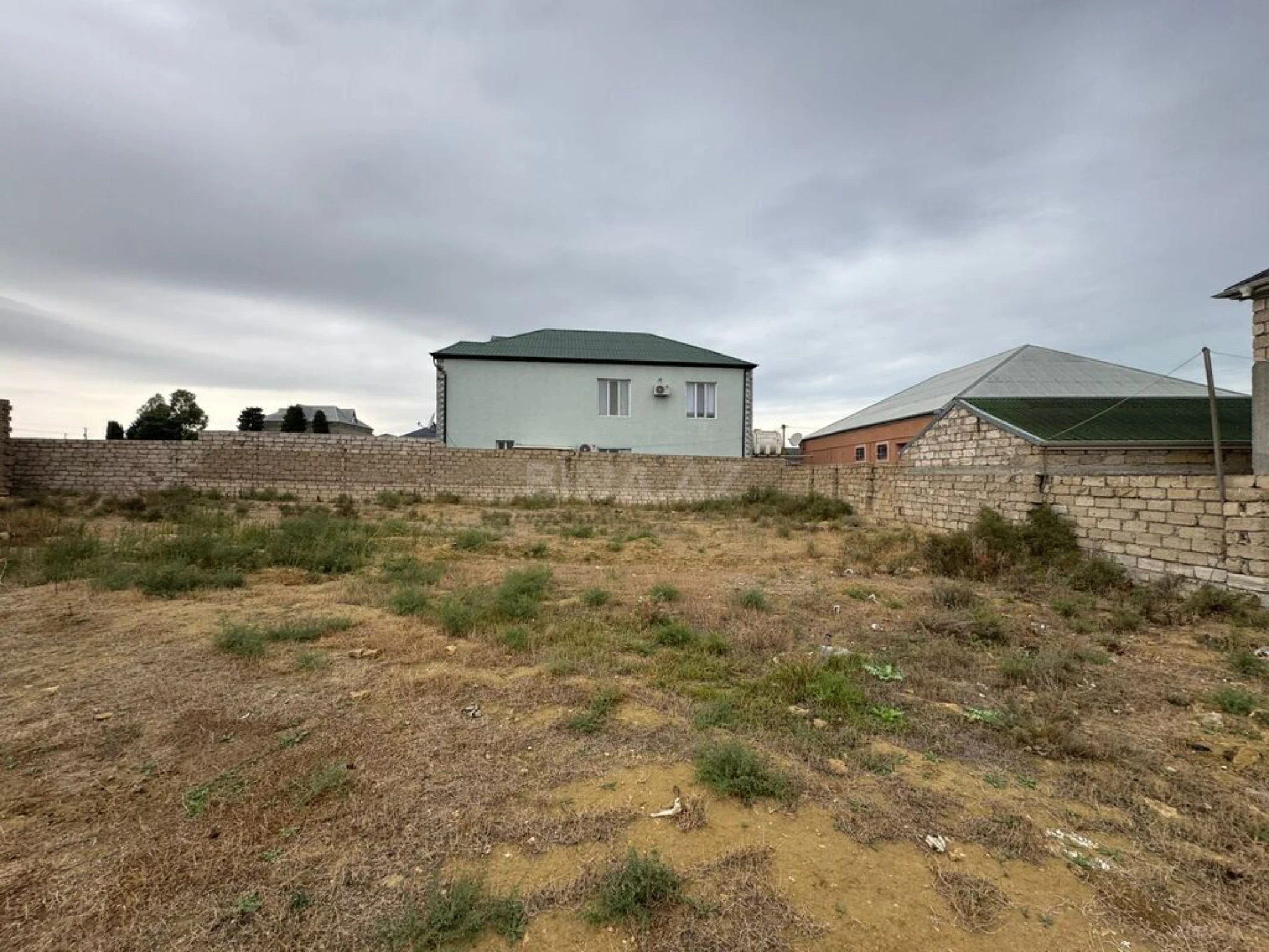 Satılır torpaq sahəsi 12 m²