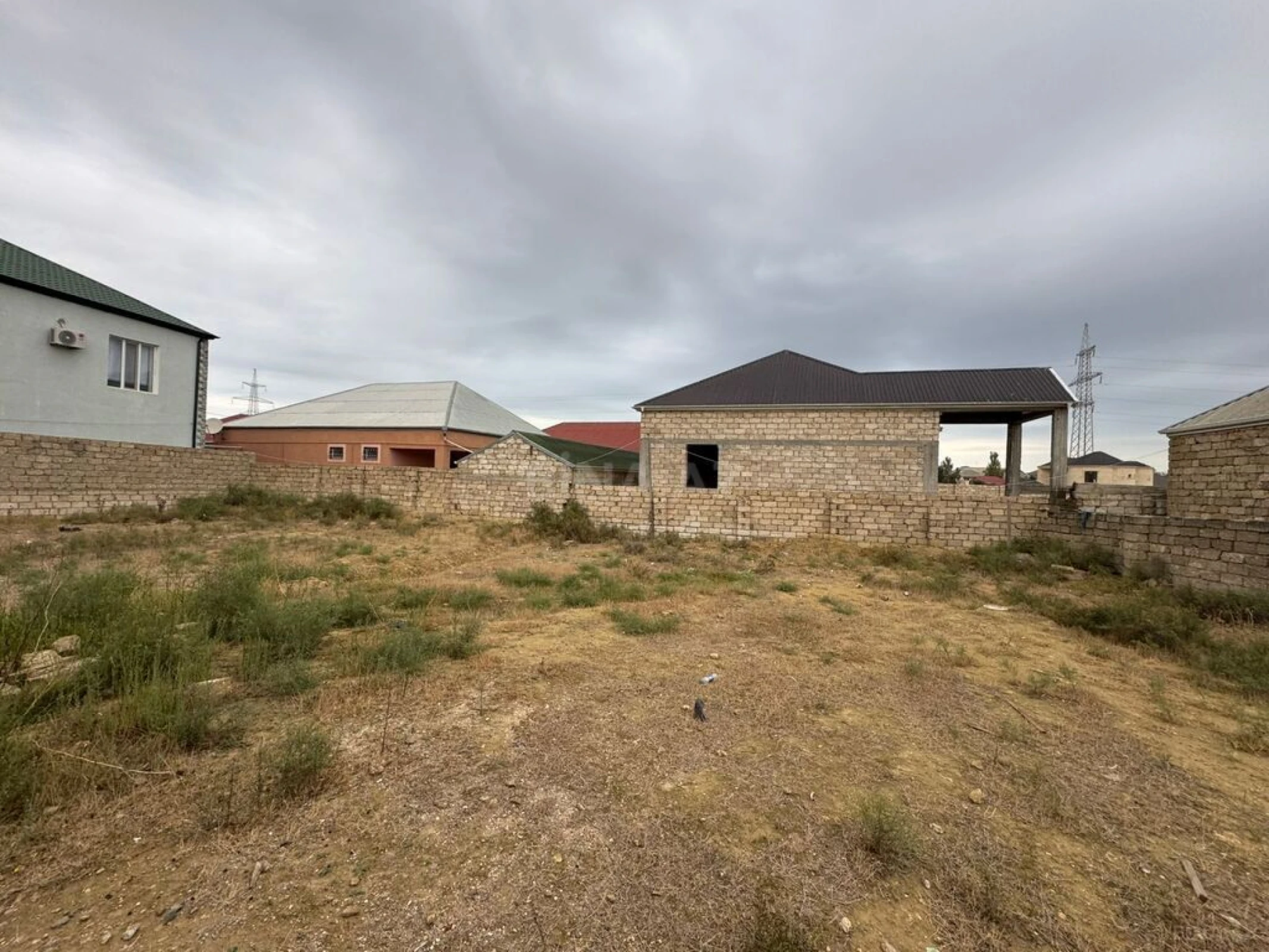 Satılır torpaq sahəsi 12 m²