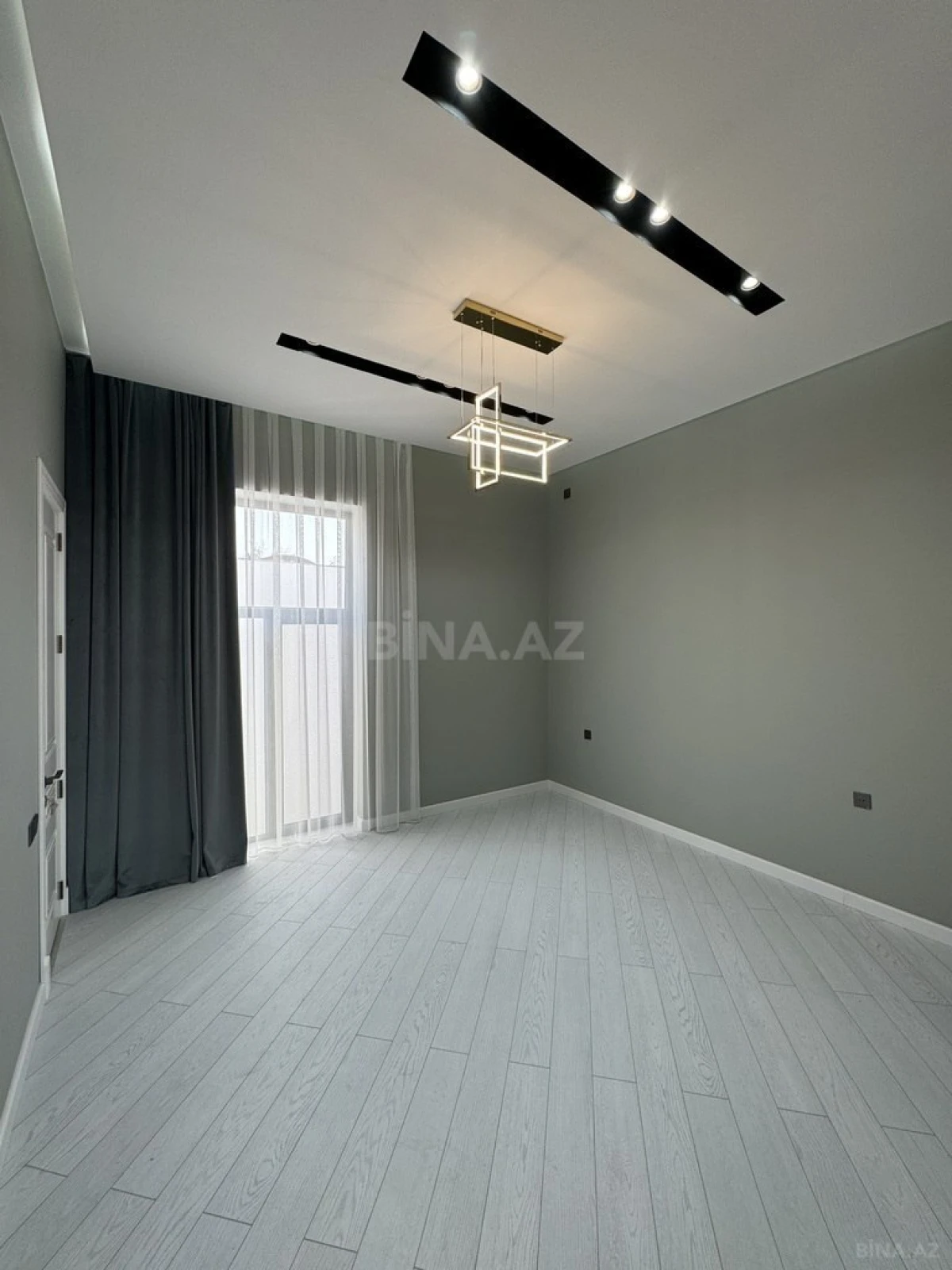 Satılır 4 otaqlı həyət evi 150 m²