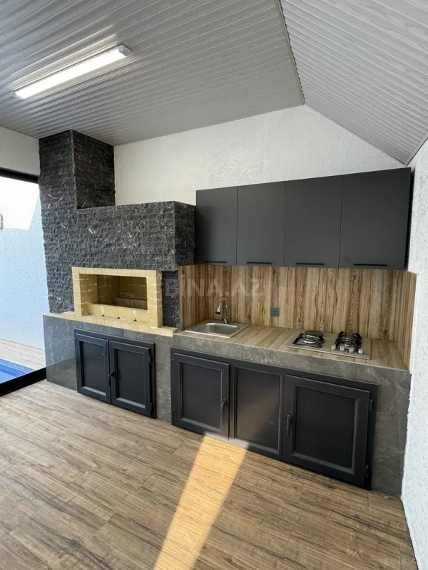 Satılır 4 otaqlı həyət evi 150 m²