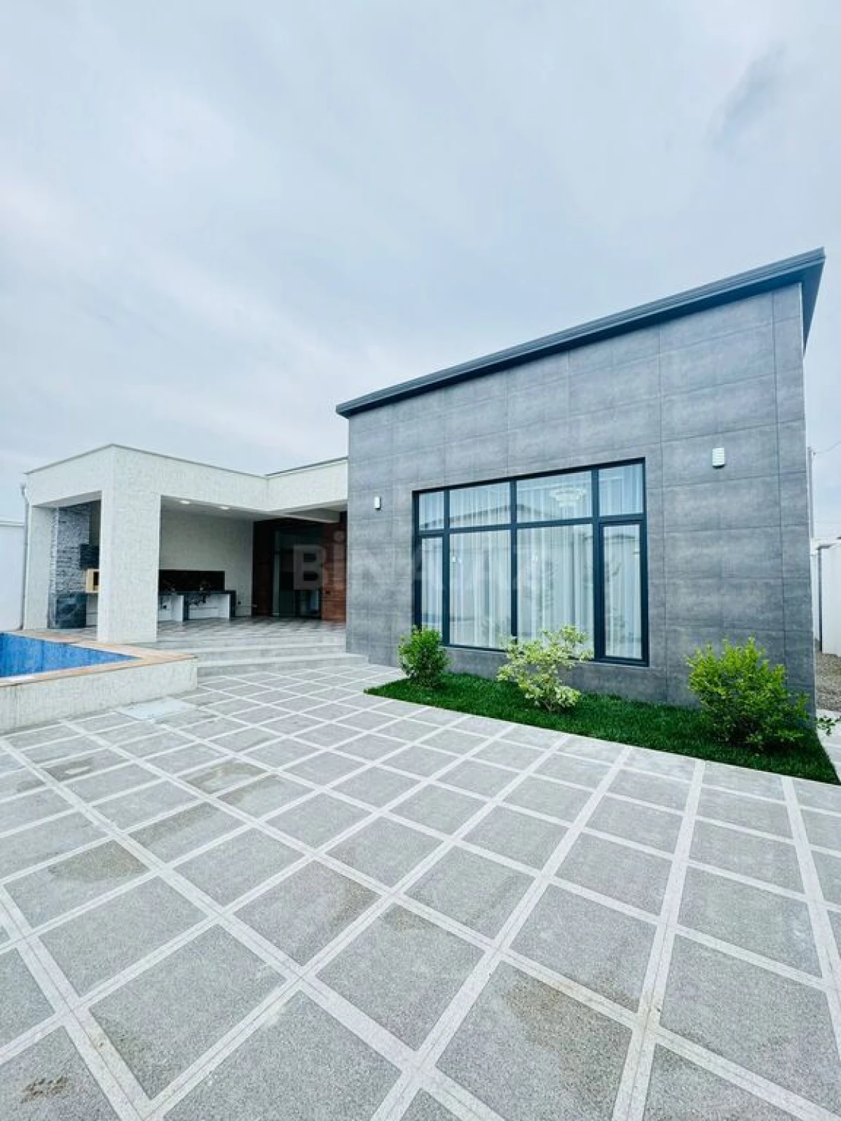 Satılır 4 otaqlı həyət evi 170 m²