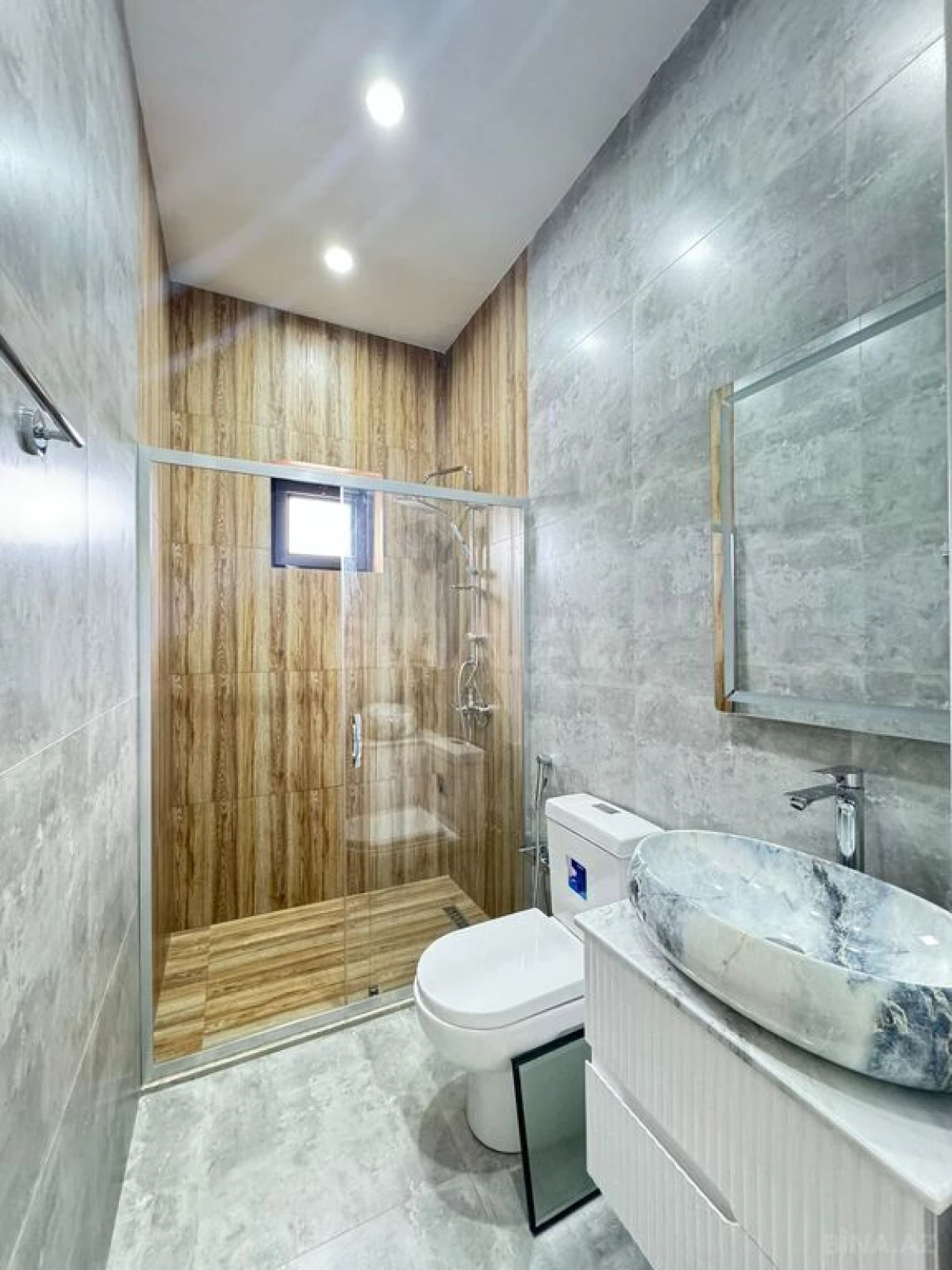 Satılır 4 otaqlı həyət evi 170 m²