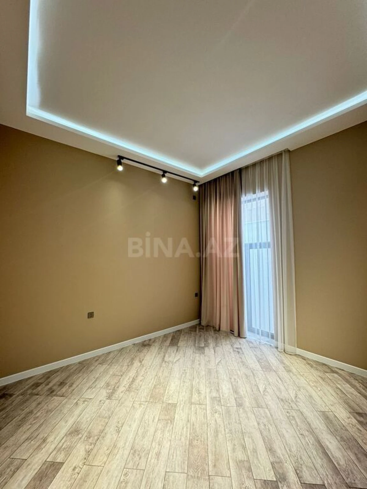 Satılır 4 otaqlı həyət evi 170 m²