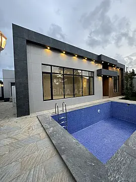 Satılır 4 otaqlı həyət evi 165 m²