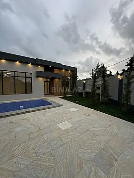 Satılır 4 otaqlı həyət evi 165 m²