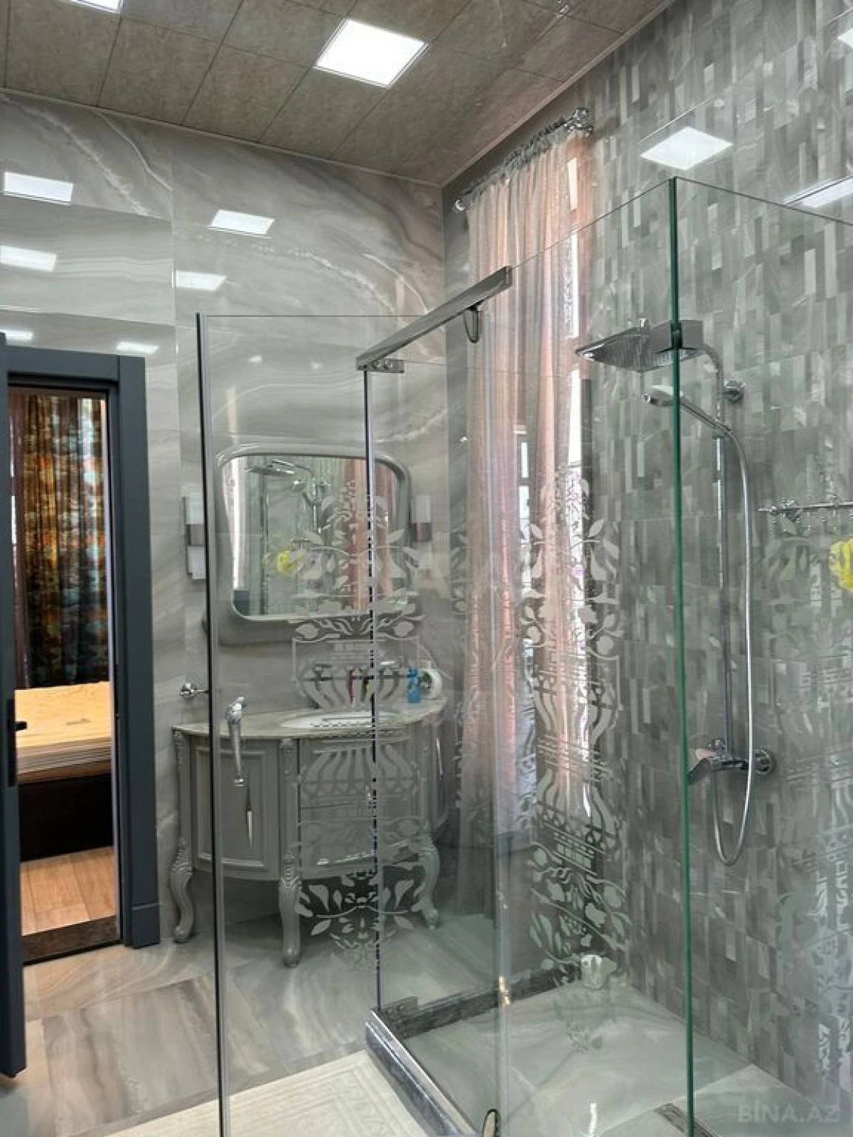 Kirayə verilir 5 otaqlı həyət evi 400 m²