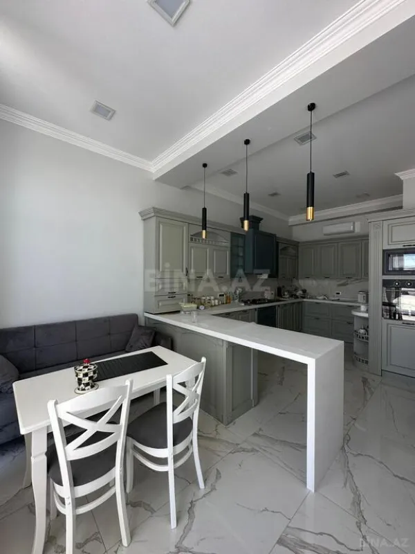 Kirayə verilir 5 otaqlı həyət evi 400 m²