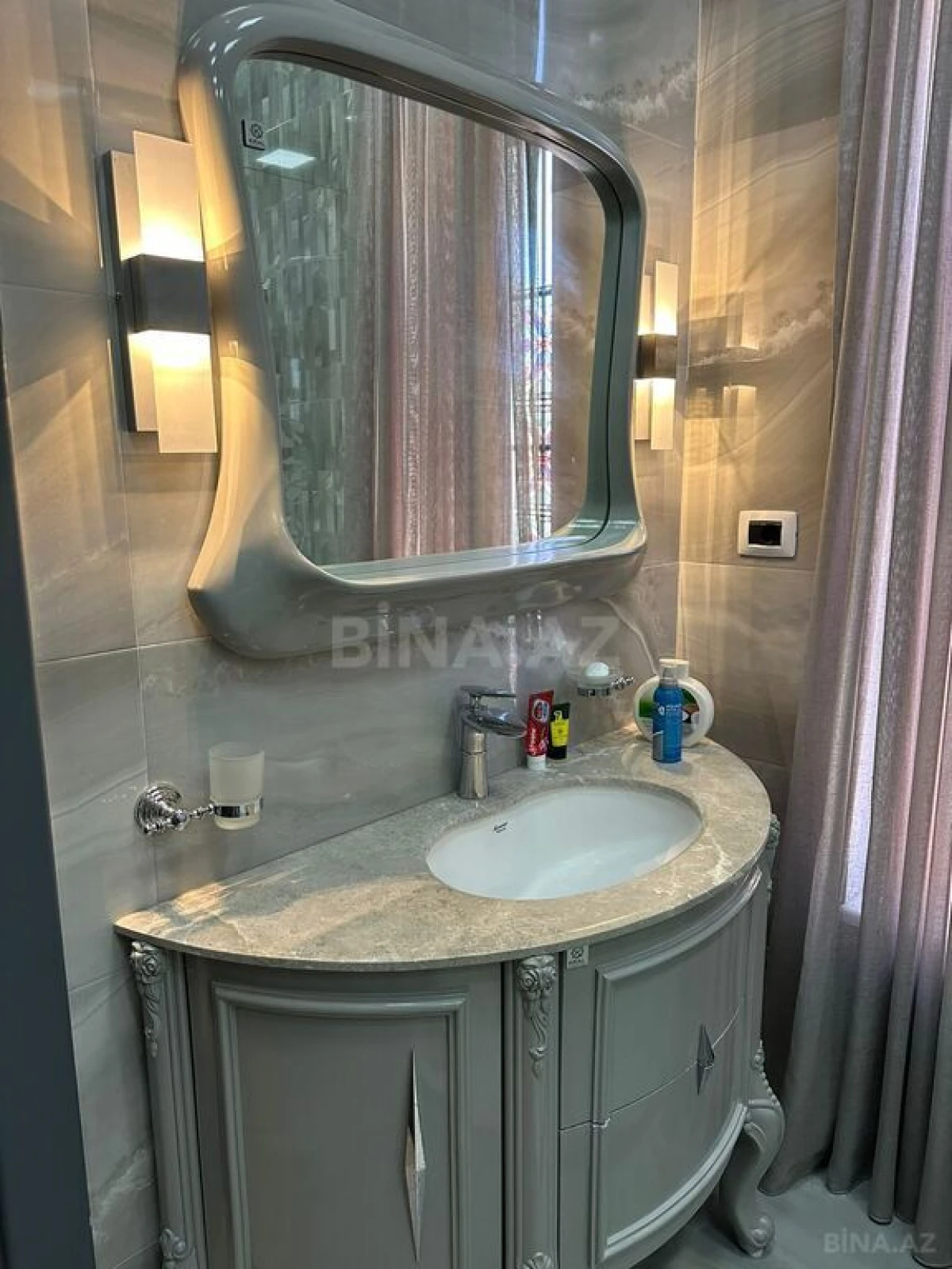 Kirayə verilir 5 otaqlı həyət evi 400 m²