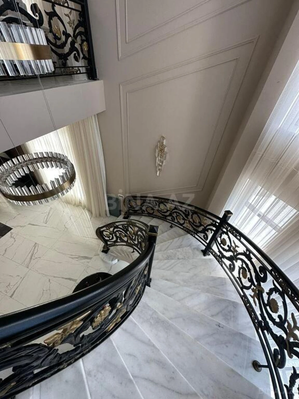 Kirayə verilir 5 otaqlı həyət evi 400 m²