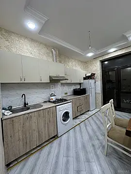 Kirayə verilir 3 otaqlı mənzil 100 m²