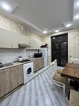 Kirayə verilir 3 otaqlı mənzil 100 m²