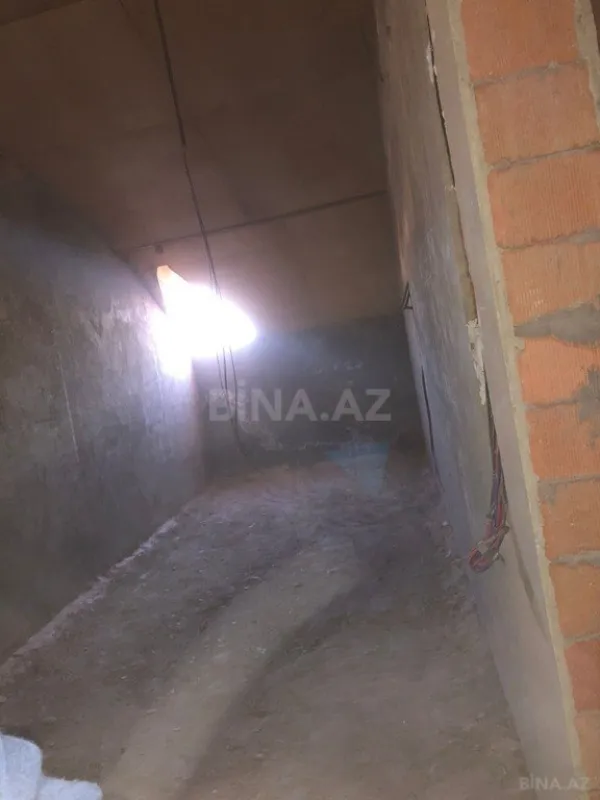 Satılır 2 otaqlı mənzil 85 m²