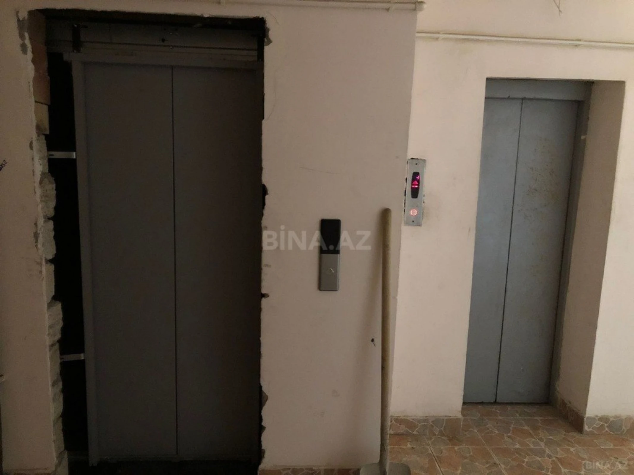 Satılır 2 otaqlı mənzil 85 m²