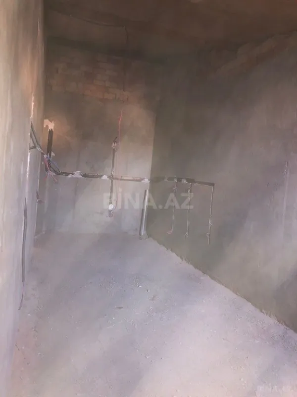 Satılır 2 otaqlı mənzil 85 m²