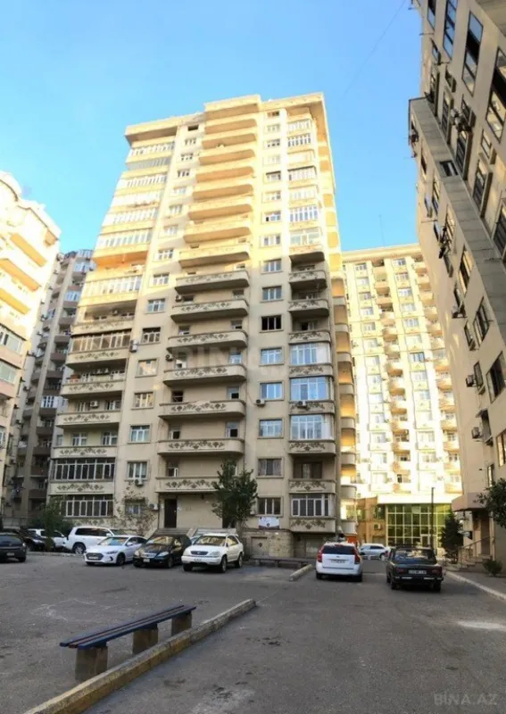 Satılır 2 otaqlı mənzil 85 m²