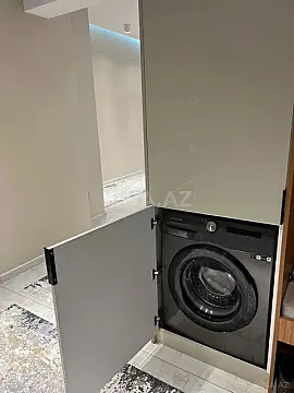 Kirayə verilir 4 otaqlı mənzil 180 m²