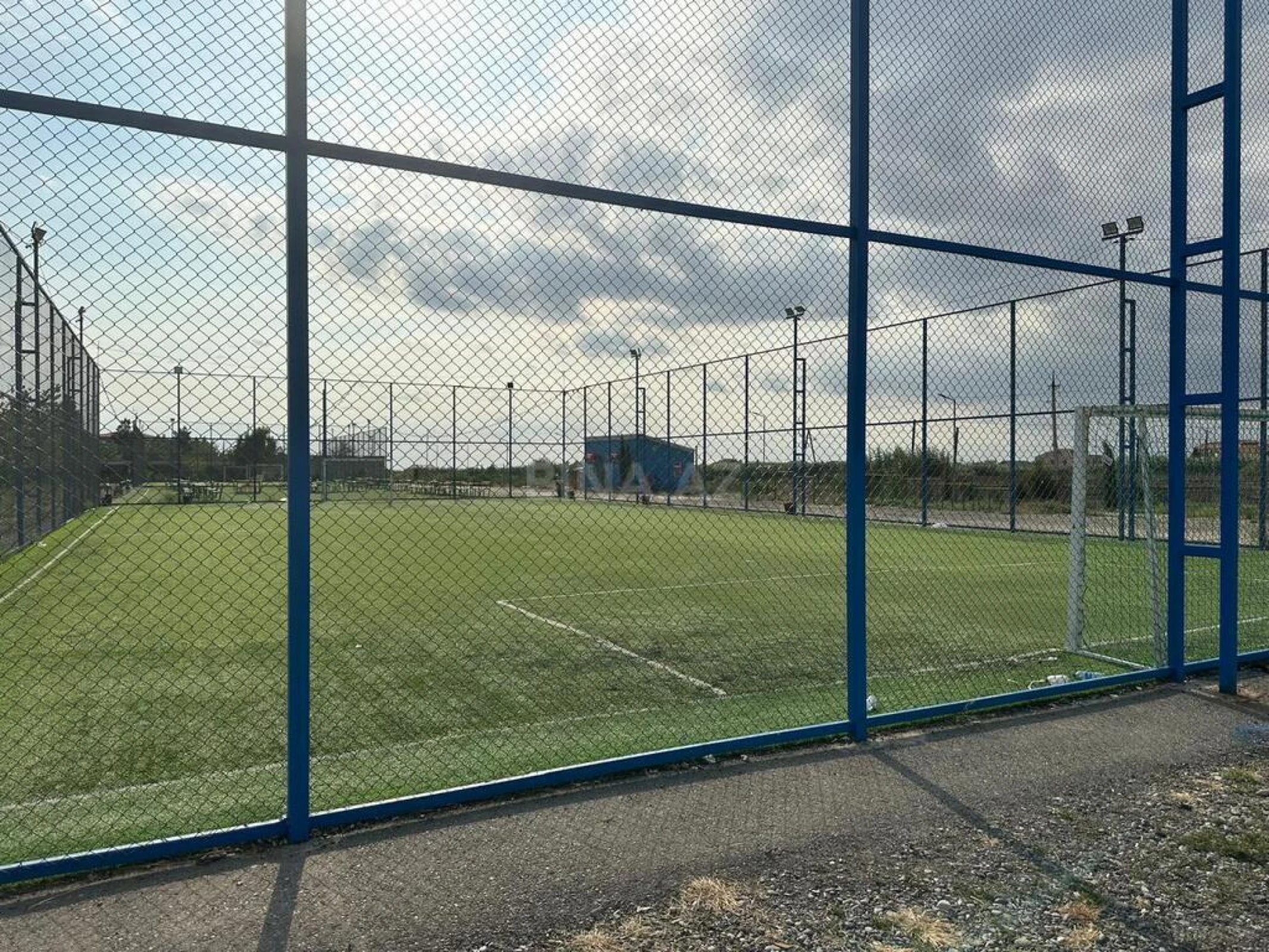 Satılır obyekt 6000 m²