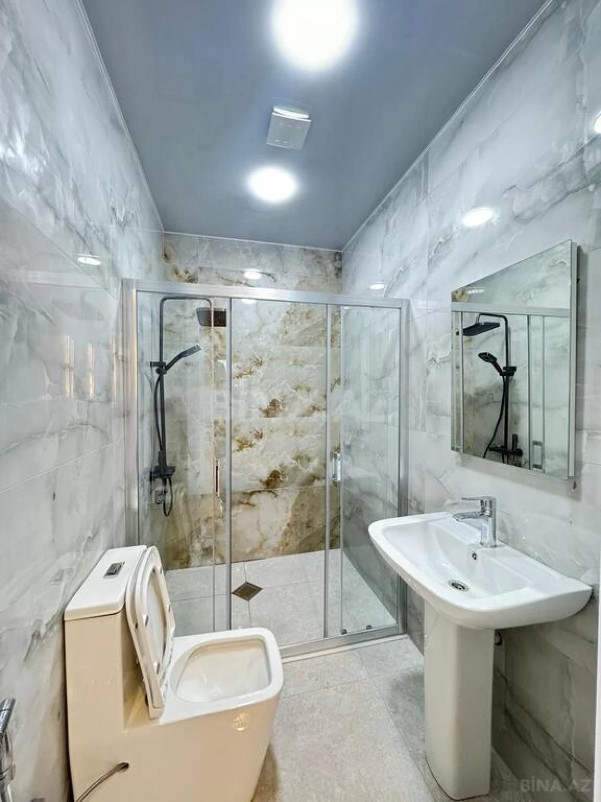 Satılır 4 otaqlı həyət evi 170 m²