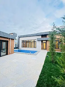 Satılır 4 otaqlı həyət evi 170 m²