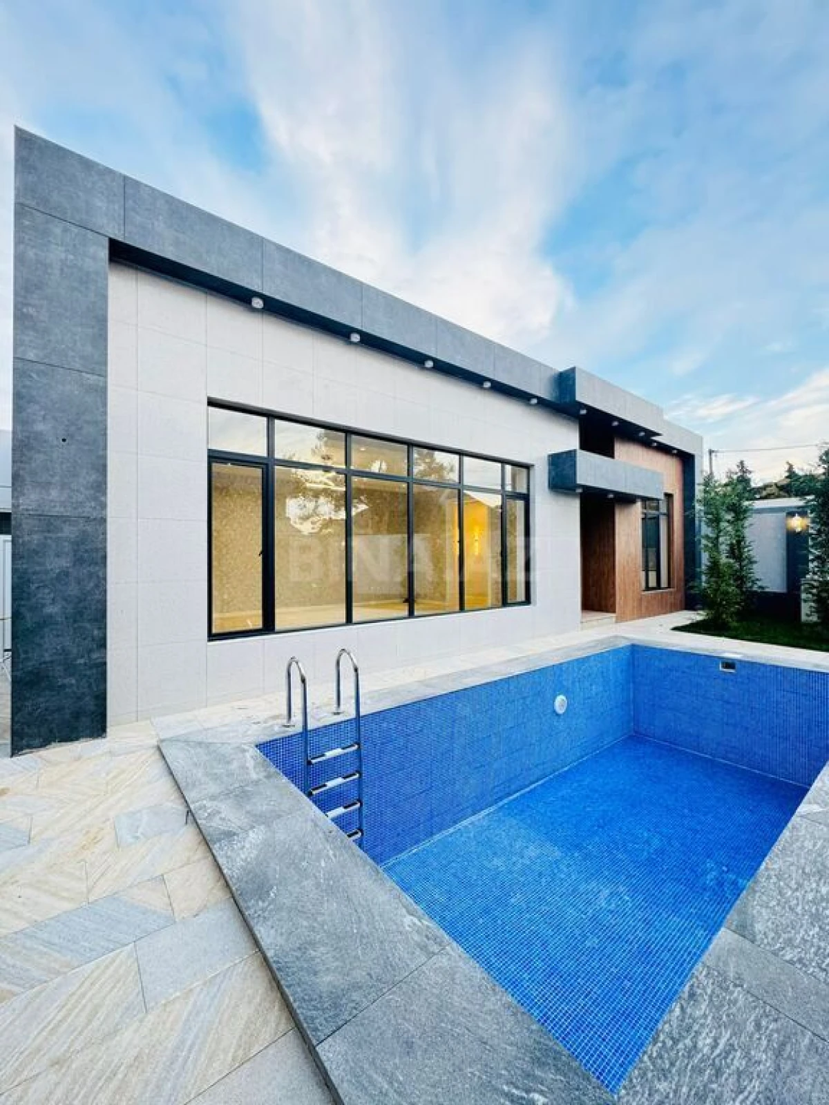 Satılır 4 otaqlı həyət evi 170 m²