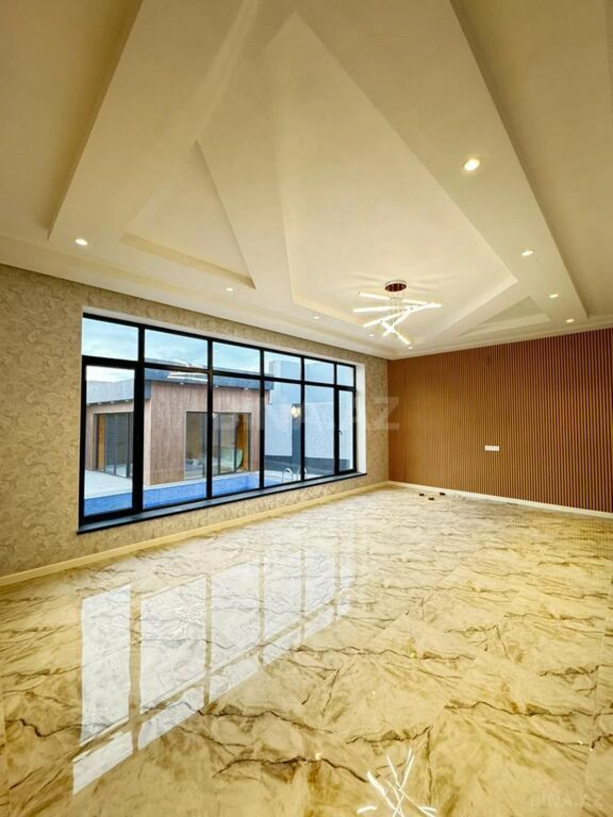 Satılır 4 otaqlı həyət evi 170 m²