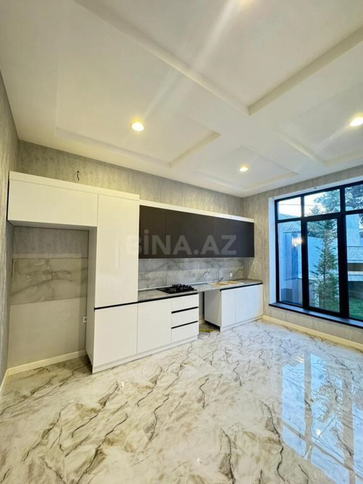 Satılır 4 otaqlı həyət evi 170 m²