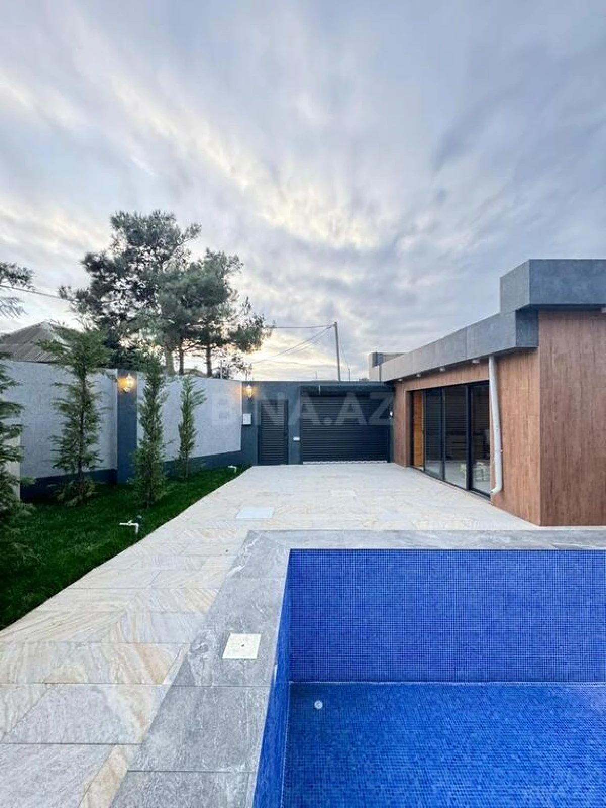 Satılır 4 otaqlı həyət evi 170 m²