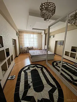 Kirayə verilir 3 otaqlı mənzil 135 m²