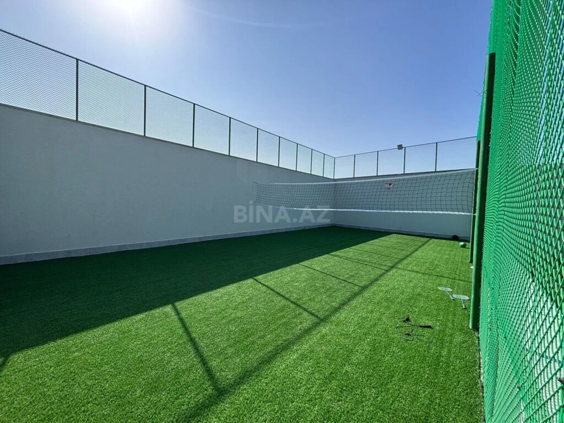 Satılır 4 otaqlı həyət evi 250 m²