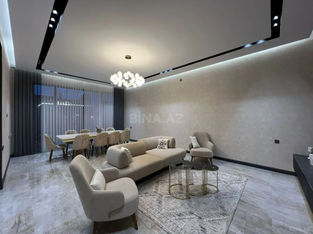 Satılır 4 otaqlı həyət evi 250 m²