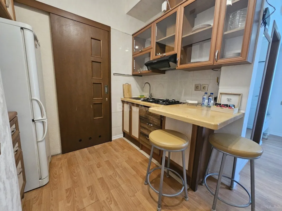 Kirayə verilir 2 otaqlı mənzil 50 m²