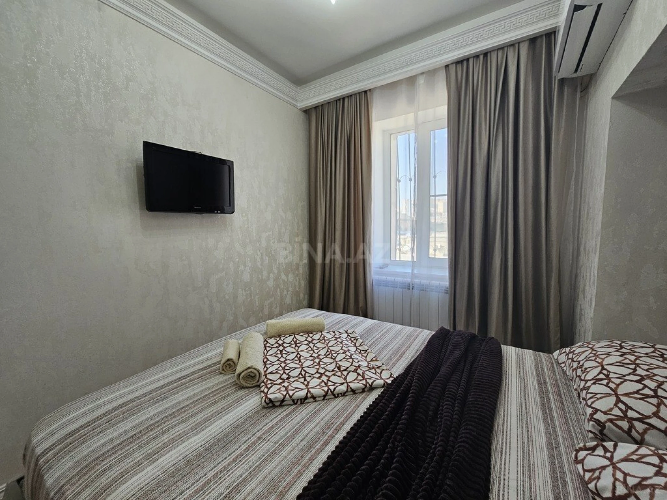 Kirayə verilir 2 otaqlı mənzil 50 m²