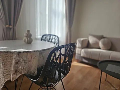 Kirayə verilir 2 otaqlı mənzil 50 m²