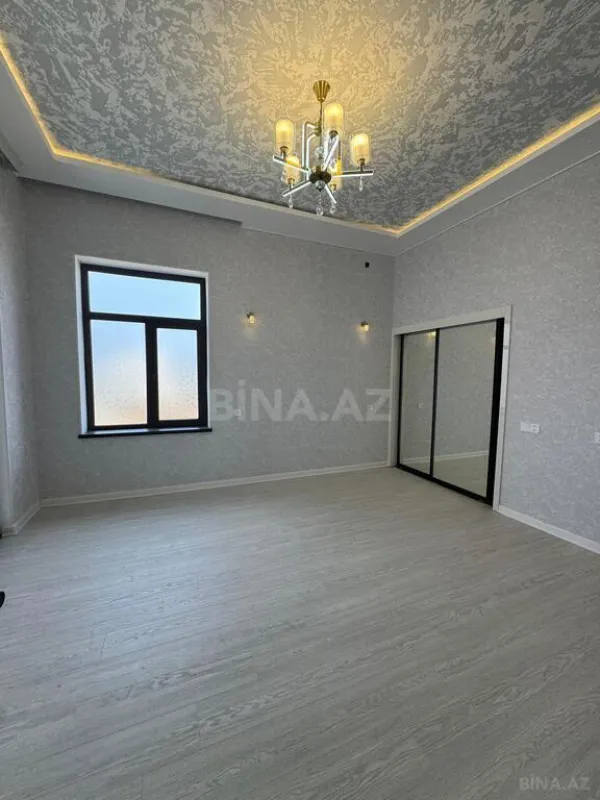 Satılır 5 otaqlı həyət evi 200 m²