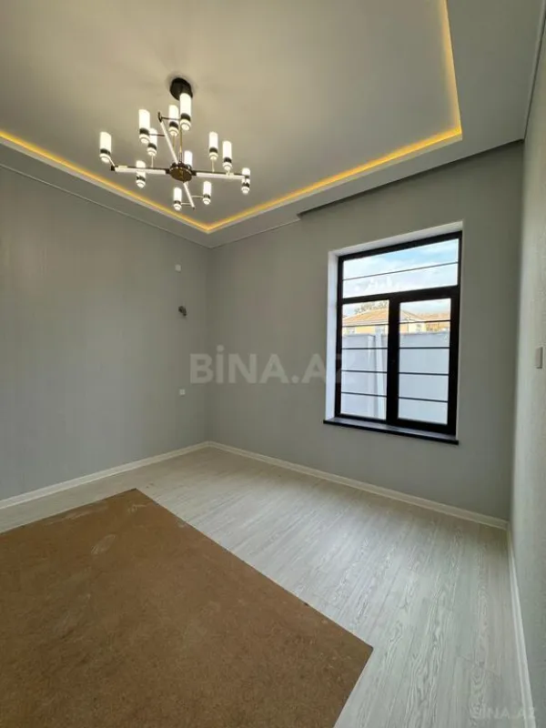Satılır 5 otaqlı həyət evi 200 m²