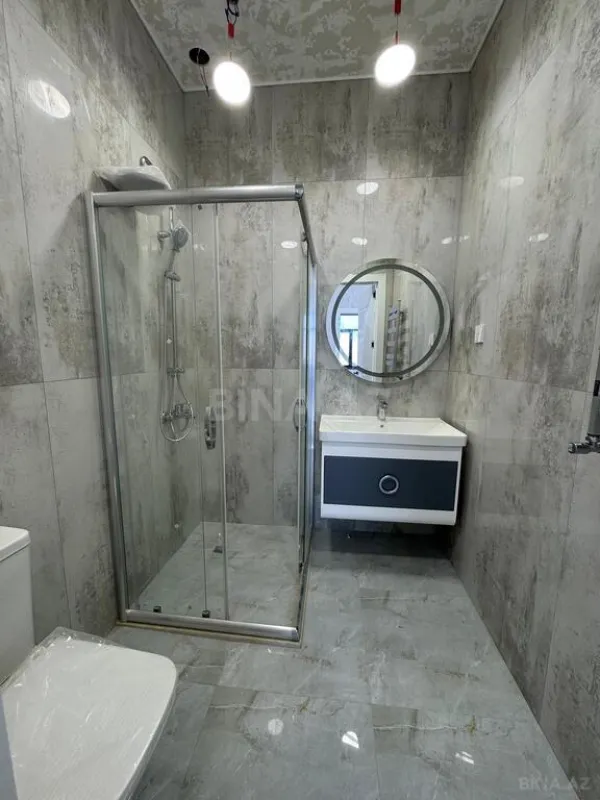 Satılır 5 otaqlı həyət evi 200 m²