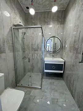 Satılır 5 otaqlı həyət evi 200 m²