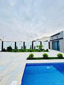 Satılır 4 otaqlı həyət evi 200 m²