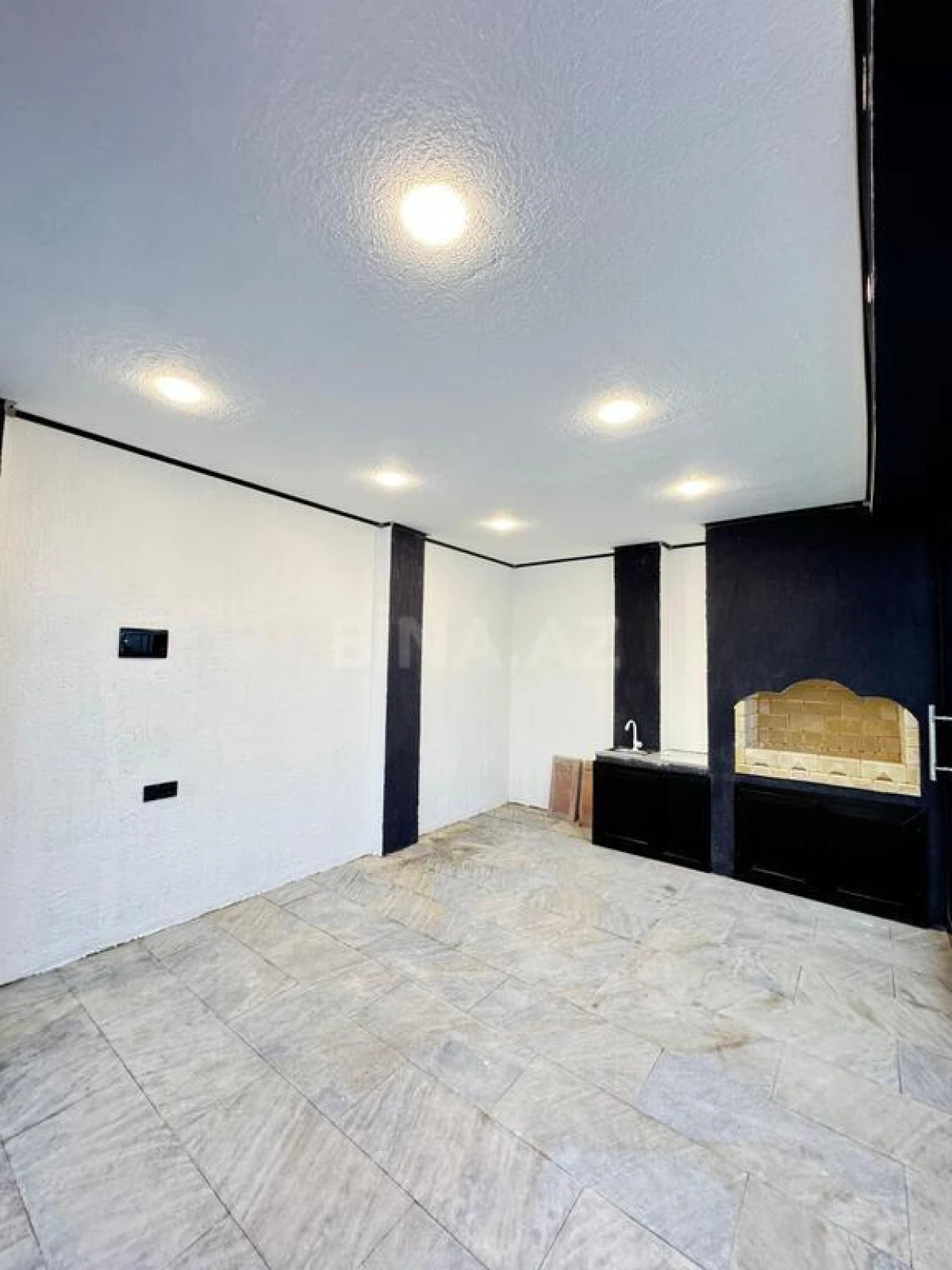 Satılır 4 otaqlı həyət evi 200 m²