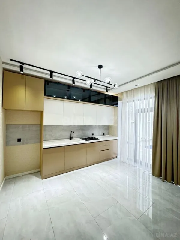 Satılır 4 otaqlı həyət evi 170 m²