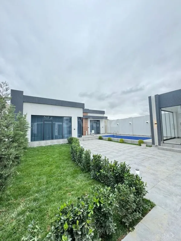 Satılır 4 otaqlı həyət evi 170 m²