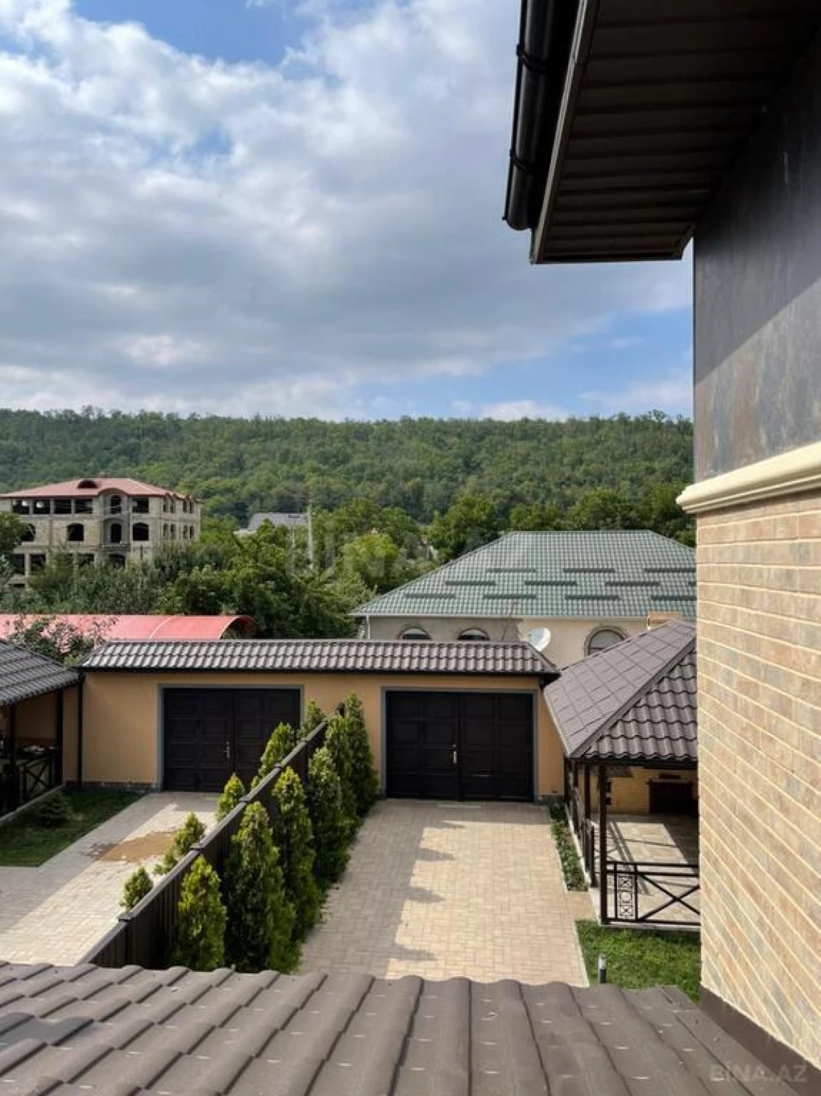 Kirayə verilir 6 otaqlı həyət evi 280 m²