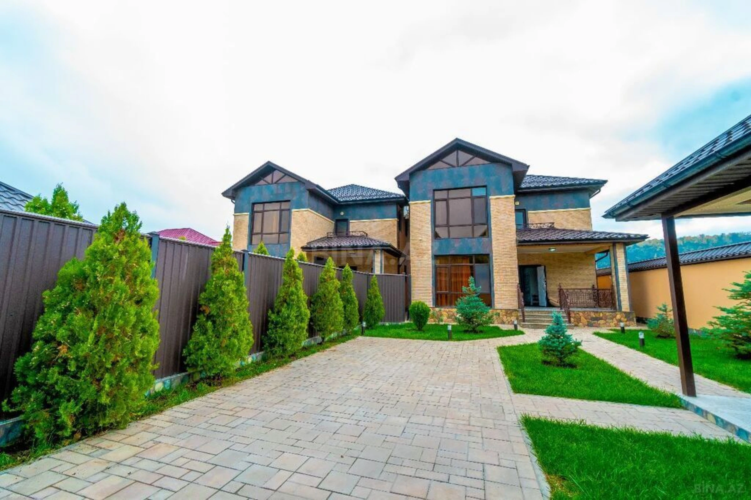 Kirayə verilir 6 otaqlı həyət evi 280 m²