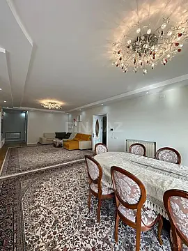 Satılır 3 otaqlı mənzil 220 m²