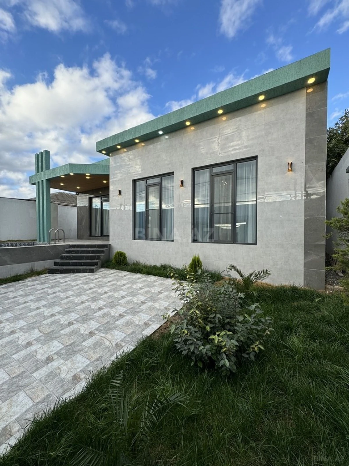 Satılır 3 otaqlı həyət evi 110 m²